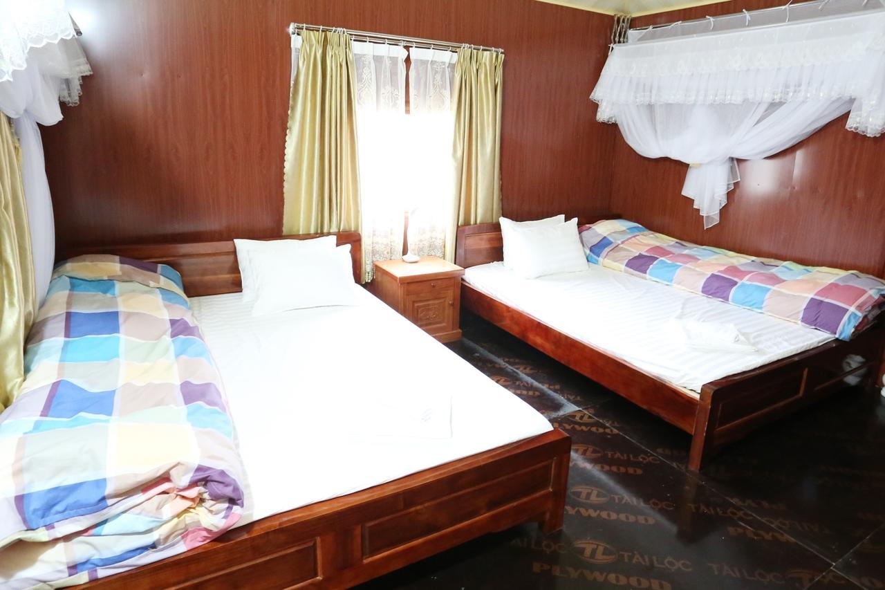 Green Hill Hostel & Tour Ha Giang Exteriör bild