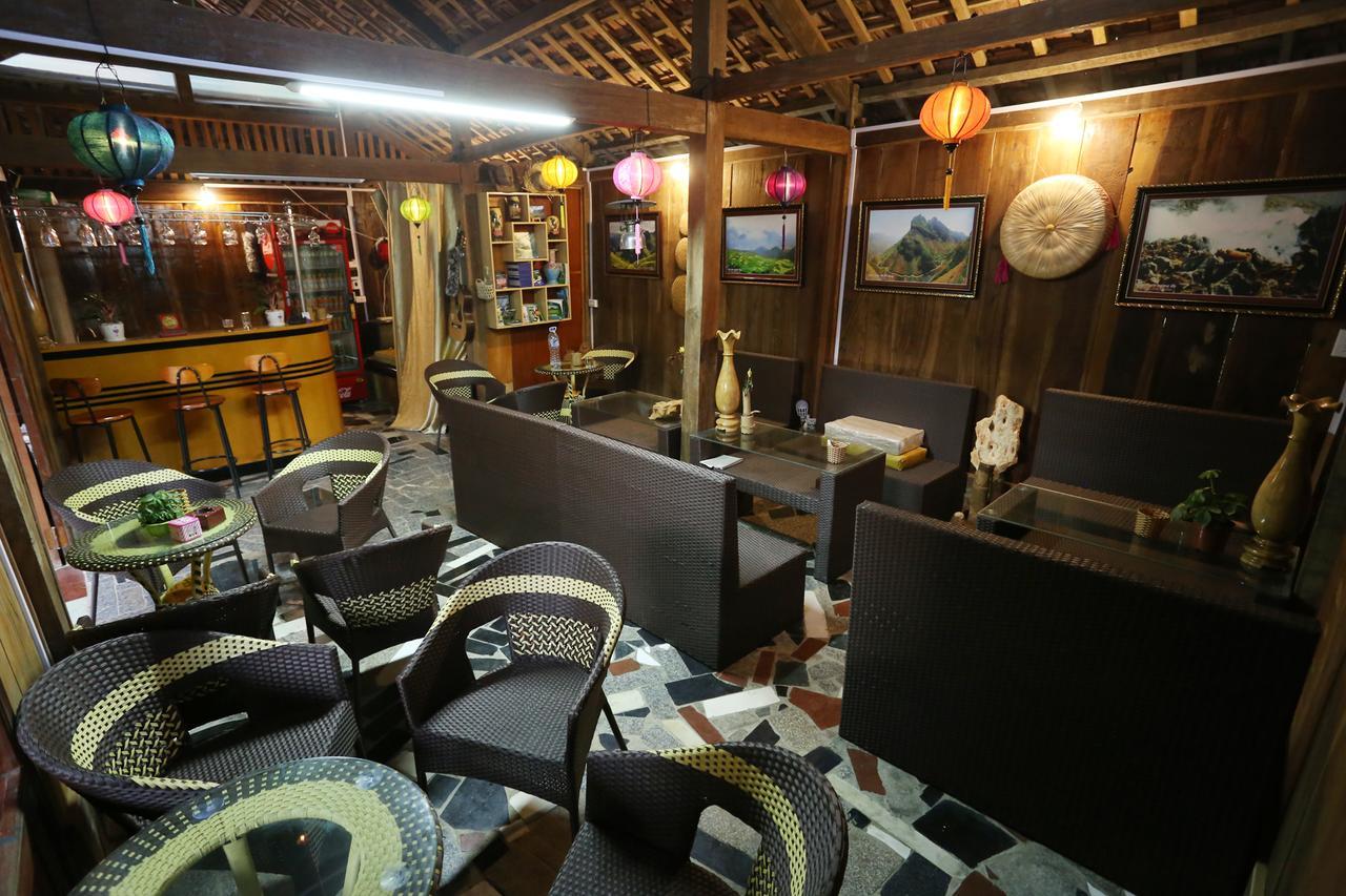 Green Hill Hostel & Tour Ha Giang Exteriör bild
