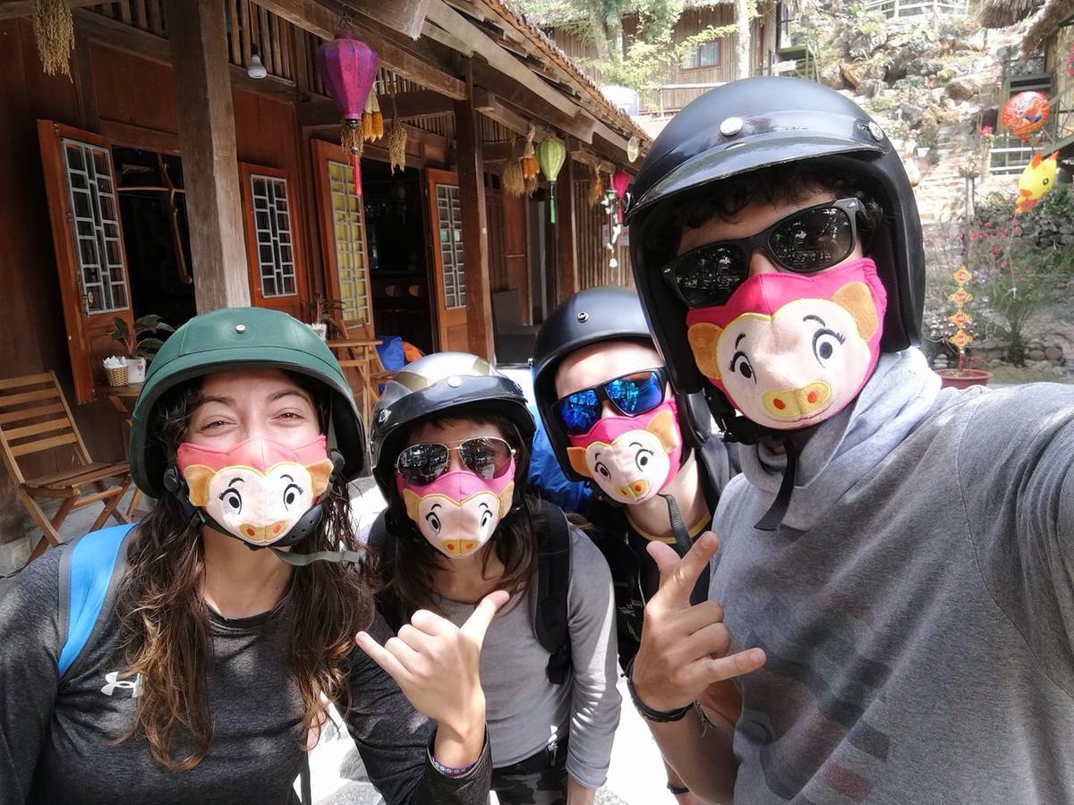 Green Hill Hostel & Tour Ha Giang Exteriör bild