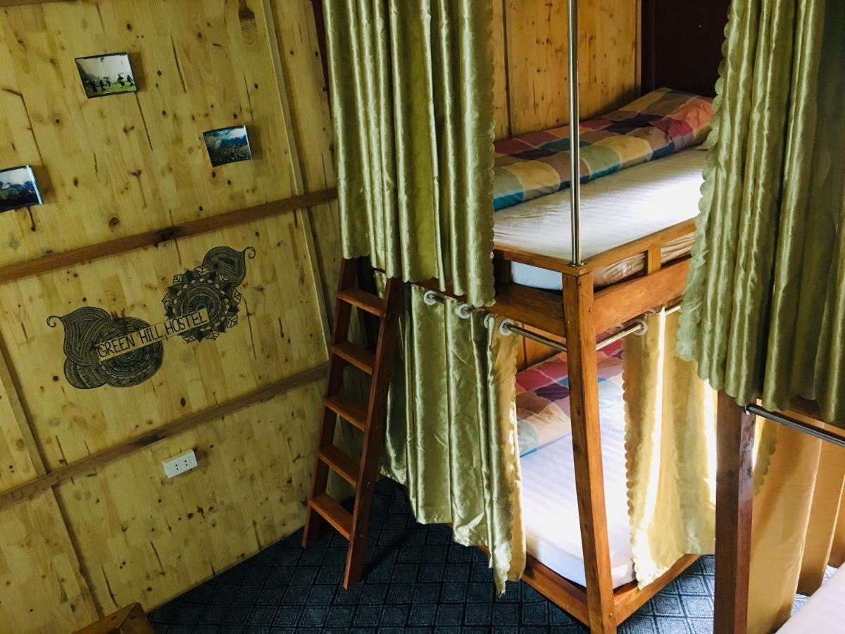 Green Hill Hostel & Tour Ha Giang Exteriör bild