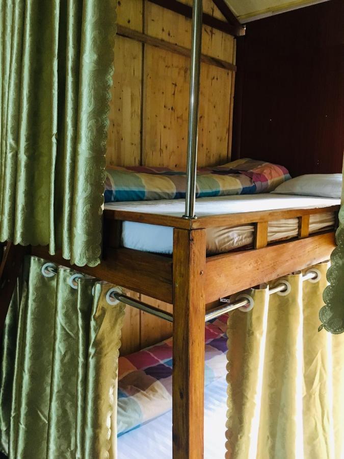 Green Hill Hostel & Tour Ha Giang Exteriör bild